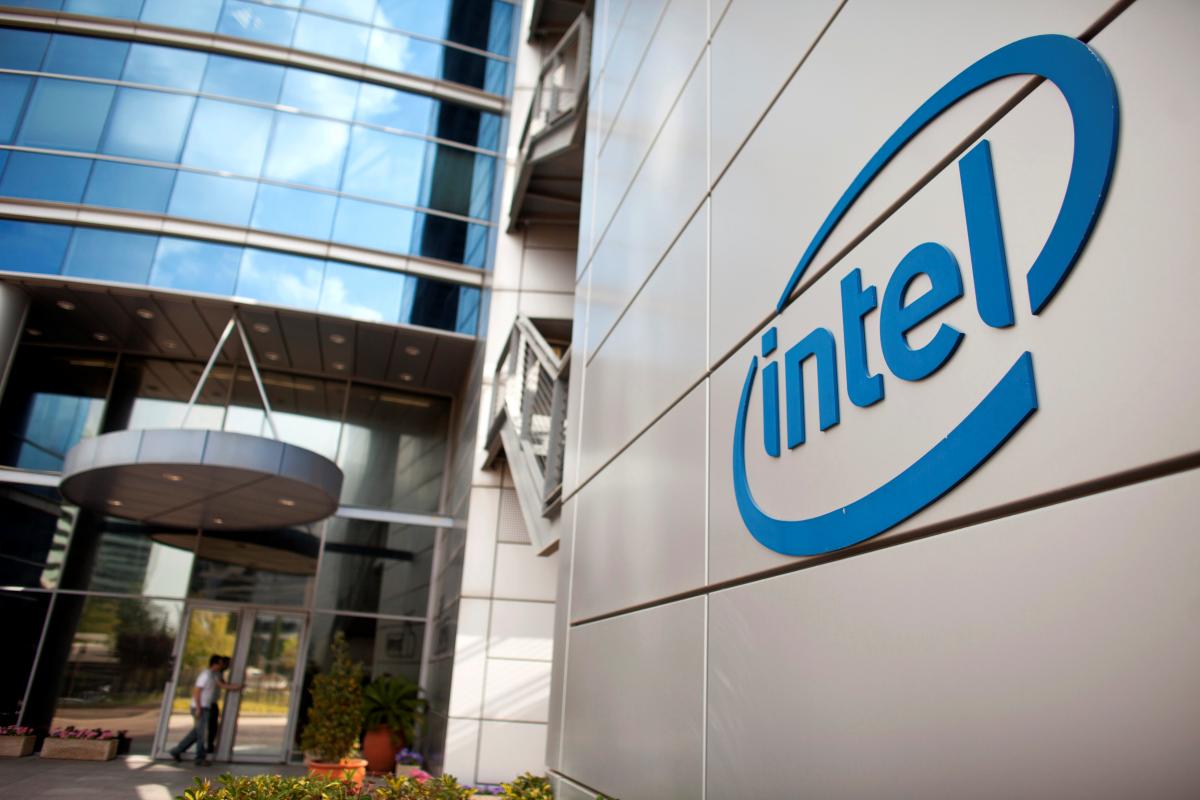Intel приостанавливает работу в России, поделился Михаил Федоров / фото REUTERS