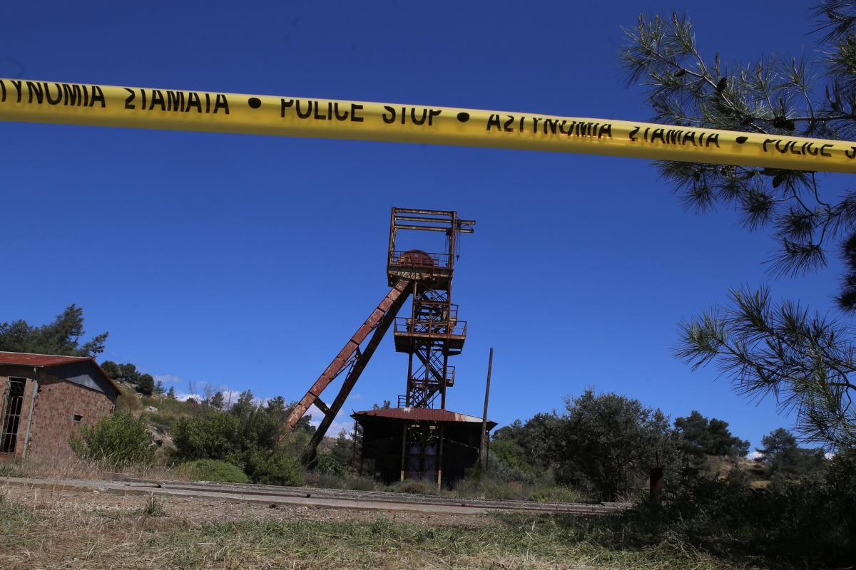 На території покинутої шахти копальні знайдені тіла двох жінок / REUTERS
