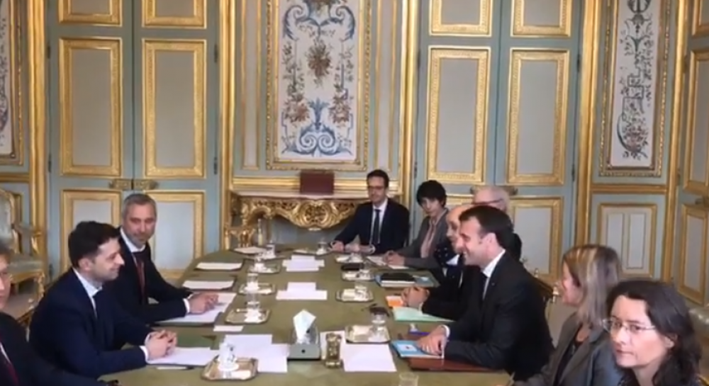 Macron receives Zelensky at Elysee Palace (Video) news politics UNIAN