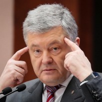 Порошенко задумался над досрочными выборами, роспуск Рады может быть ему выгодным – СМИ