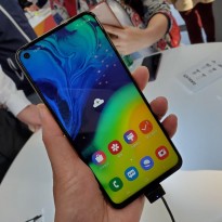 Samsung официально представил смартфон Galaxy A60