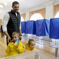 Ukraine's snap parliamentary elections: Poll stations opened in Ukraine