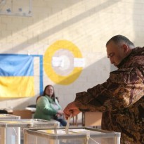 Team Zelensky eyes holding elections in Donbas late October