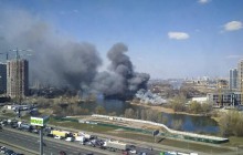 На столичных Осокорках произошел масштабный пожар (фото, видео)
