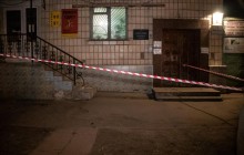 У Києві чоловіки не поділили тротуар і влаштували бійку: одному з них прострелили око (фото)