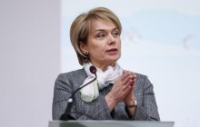 Первоклассники в пяти областях могут вовремя не получить парты и школьное оборудование - Гриневич