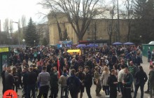 Активисты "Нацкорпуса" и "Нацдружин" отправились пикетировать силовые ведомства и АП (фото, видео)