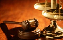 Голова ДСА Холоднюк вважає обшуки в приміщенні ДСА України політично мотивованим тиском на нього