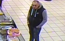 Поліція показала фото чоловіка, який одним ударом в голову вбив покупця у супермаркеті Києва