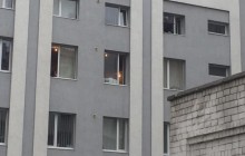 У Львові затриманий за пограбування чоловік під час допиту погрожував вистрибнути з вікна райвідділу (відео)