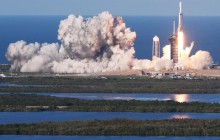 Илон Маск второй раз в истории запустил свою тяжелую ракету Falcon Heavy (фото)