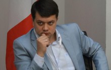 "Бруд": у Зеленського виправдалися за його емоційну поведінку під час розмови з Порошенком