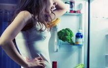 Дієтолог пояснила, чому не можна пізно вечеряти