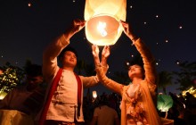 Десятки тисяч небесних ліхтариків запустили у китайській провінції (фото, відео)