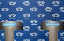 Зеленский ответил на вопрос, пожмет ли он руку Порошенко