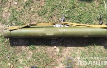 На Рівненщині нетверезий чоловік вистрілив з гранатомета на подвір'ї та залишився без пальців (фото)