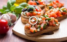 Фаршированные шампиньоны и острые помидоры: 5 оригинальных закусок к шашлыку (видео)