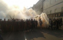 Харьковские фанаты прошли маршем, распевая знаменитый хит про Путина (видео)