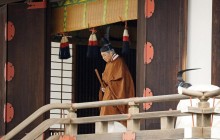 В Японии впервые за двести лет император отрекается от престола