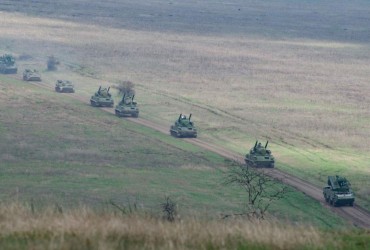 Росія стягує війська і техніку до кордону з Сумською областю