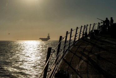 США відправили до Ірану найпотужніший авіаносець у світі, - ексофіцер Королівського флоту