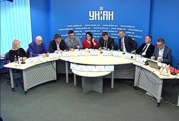 Круглый стол: Украине следует до парламентских выборов улучшить процесс голосования граждан за рубежом