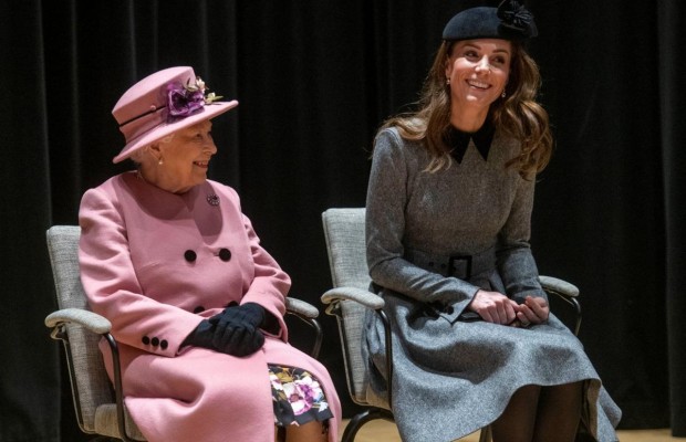 Кейт Міддлтон готується змінити Єлизавету ІІ на троні - ЗМІ