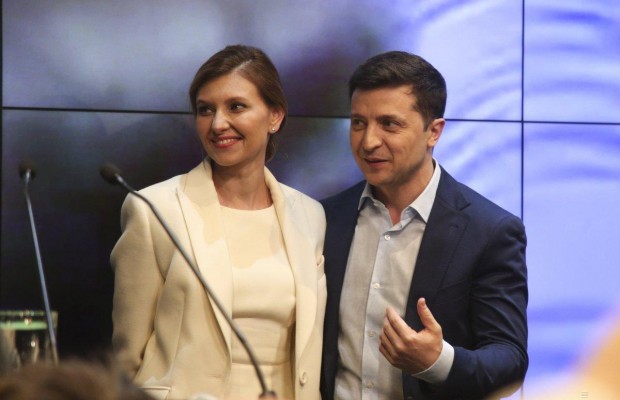 Первая леди Украины восхитила стильным образом во время поездки в Брюссель (фото, видео)