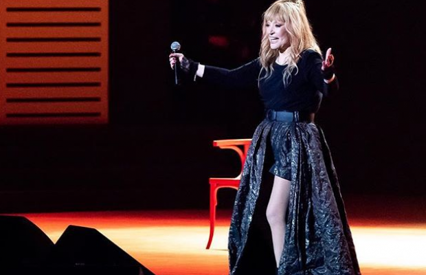 Алла Пугачева шокировала публику худобой и провокационными позами (фото)