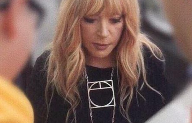 Алла Пугачова не прийшла на похорон подруги: названо причину