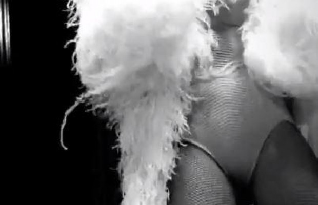 Ані Лорак осоромилася з вибором вбрання (фото)