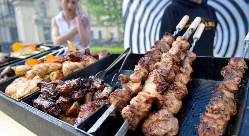 Идеальный шашлык: лучшие рецепты маринада для шашлыка из свинины и курицы