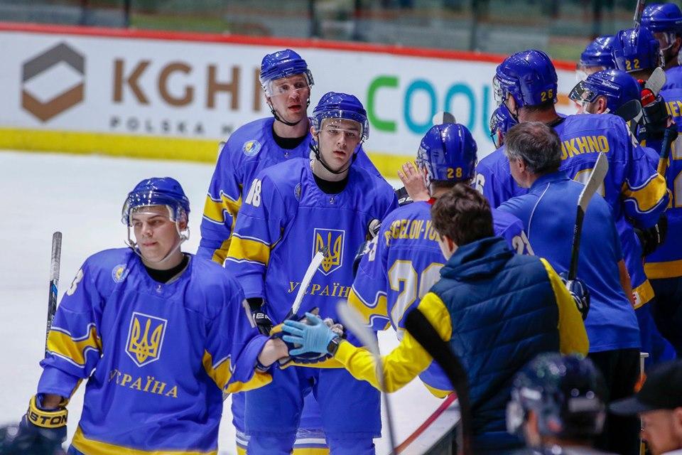 Национальная сборная Украины по хоккею / IIHF Национальная сборная Украины по хоккею / IIHF