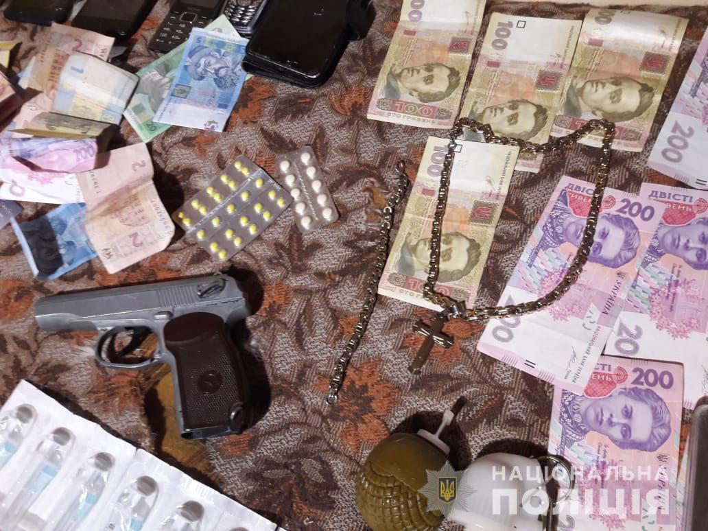 Участников преступной группировки задержали / фото: пресс-служба полиции Киевской области Участников преступной группировки задержали / фото: пресс-служба полиции Киевской области