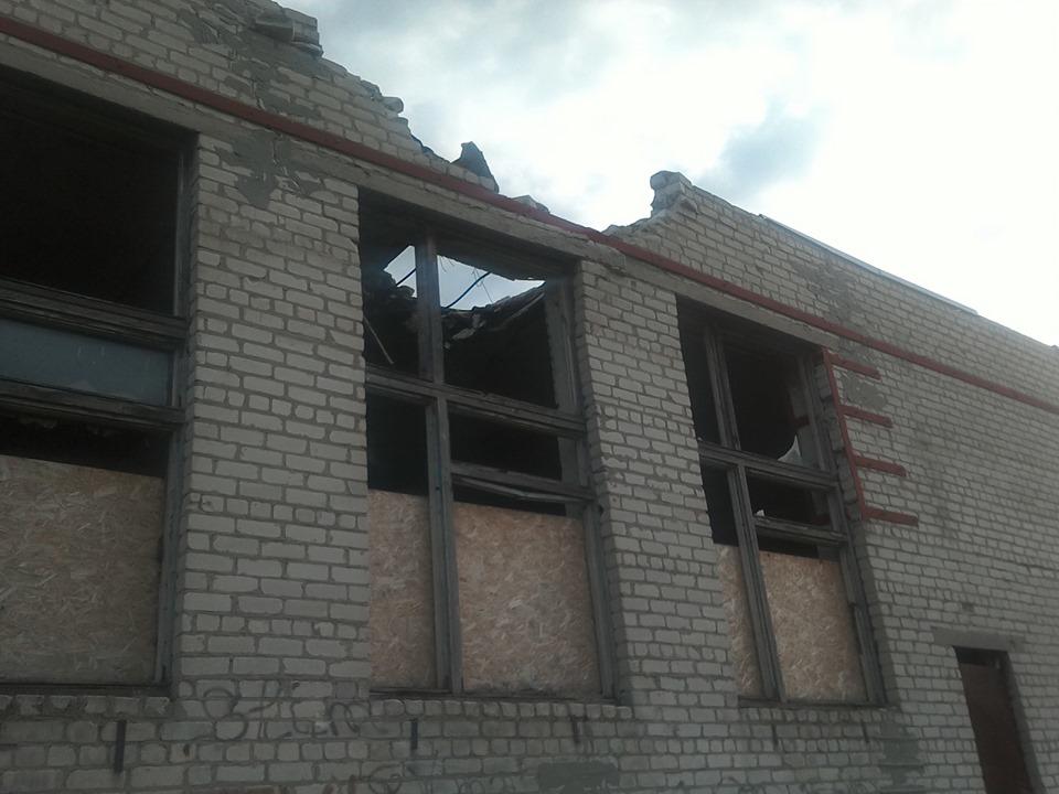 Бойовики двічі обстріляли населений пункт Троїцьке / фото facebook.com/pressjfo.news Бойовики двічі обстріляли населений пункт Троїцьке / фото facebook.com/pressjfo.news