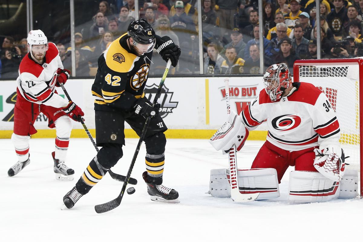 Бостон - Каролина / REUTERS