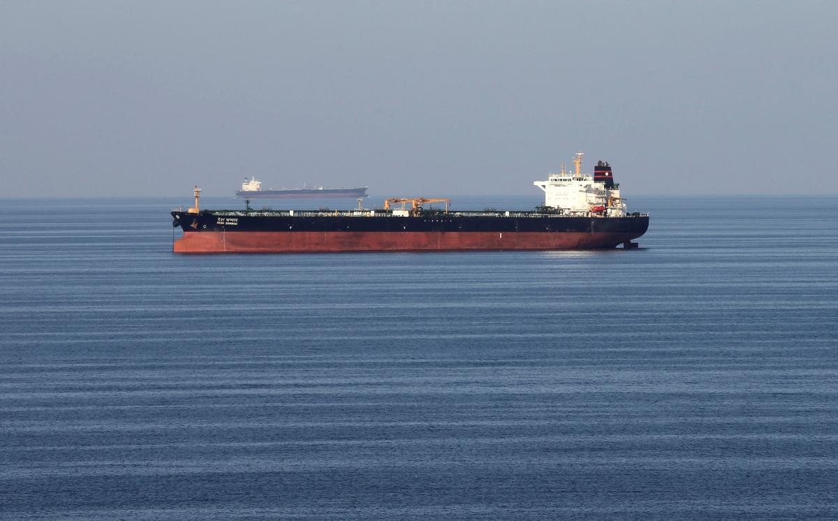 В норвегии заблокировали танкер с российской нефтью / Иллюстрация REUTERS