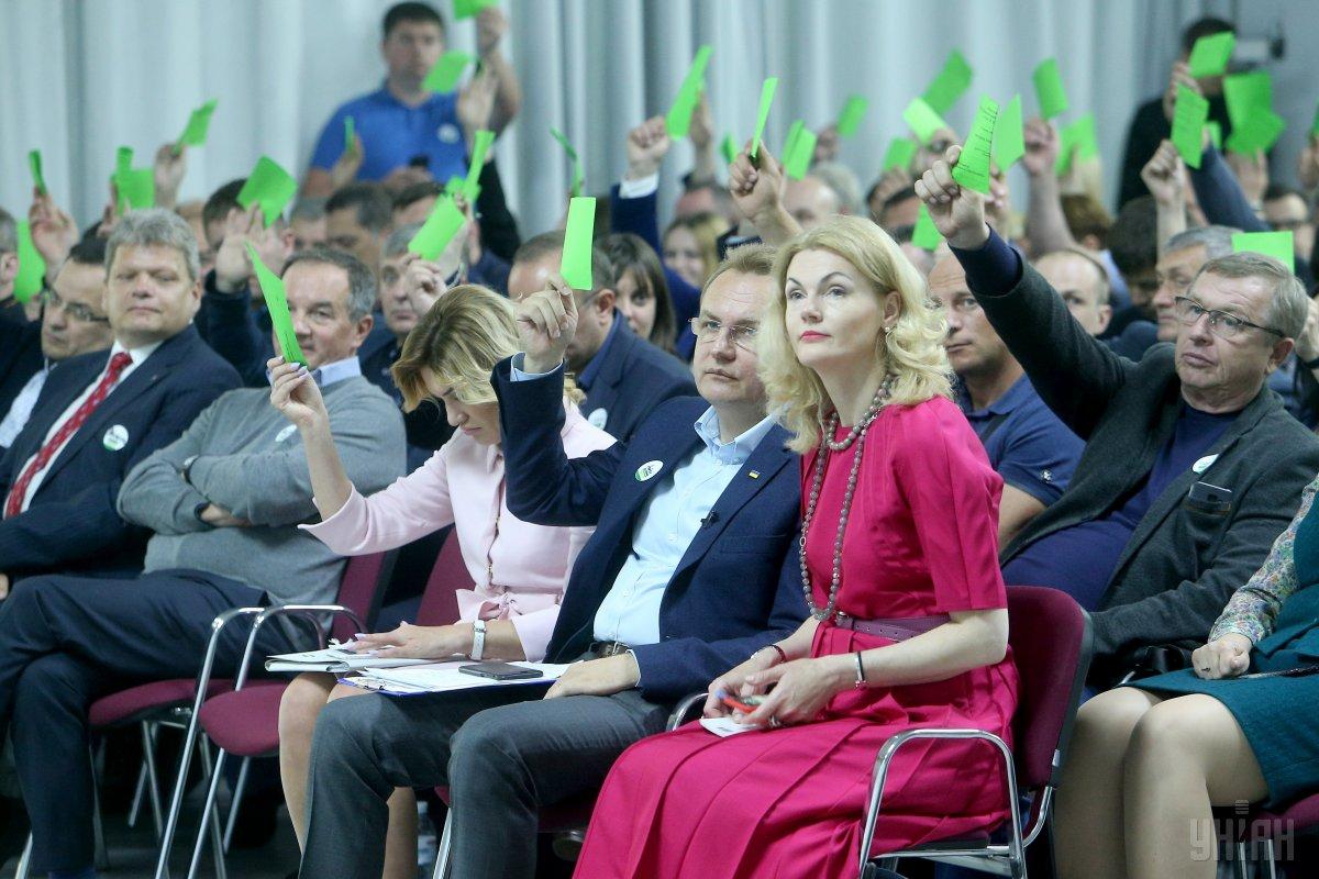 Садовий очолюватиме партію ще три роки / УНІАН Садовий очолюватиме партію ще три роки / УНІАН