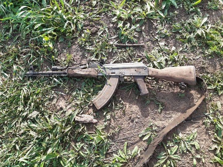 Боевик открывал стрельбу по бойцам ООС / фото facebook.com/30brigade Боевик открывал стрельбу по бойцам ООС / фото facebook.com/30brigade