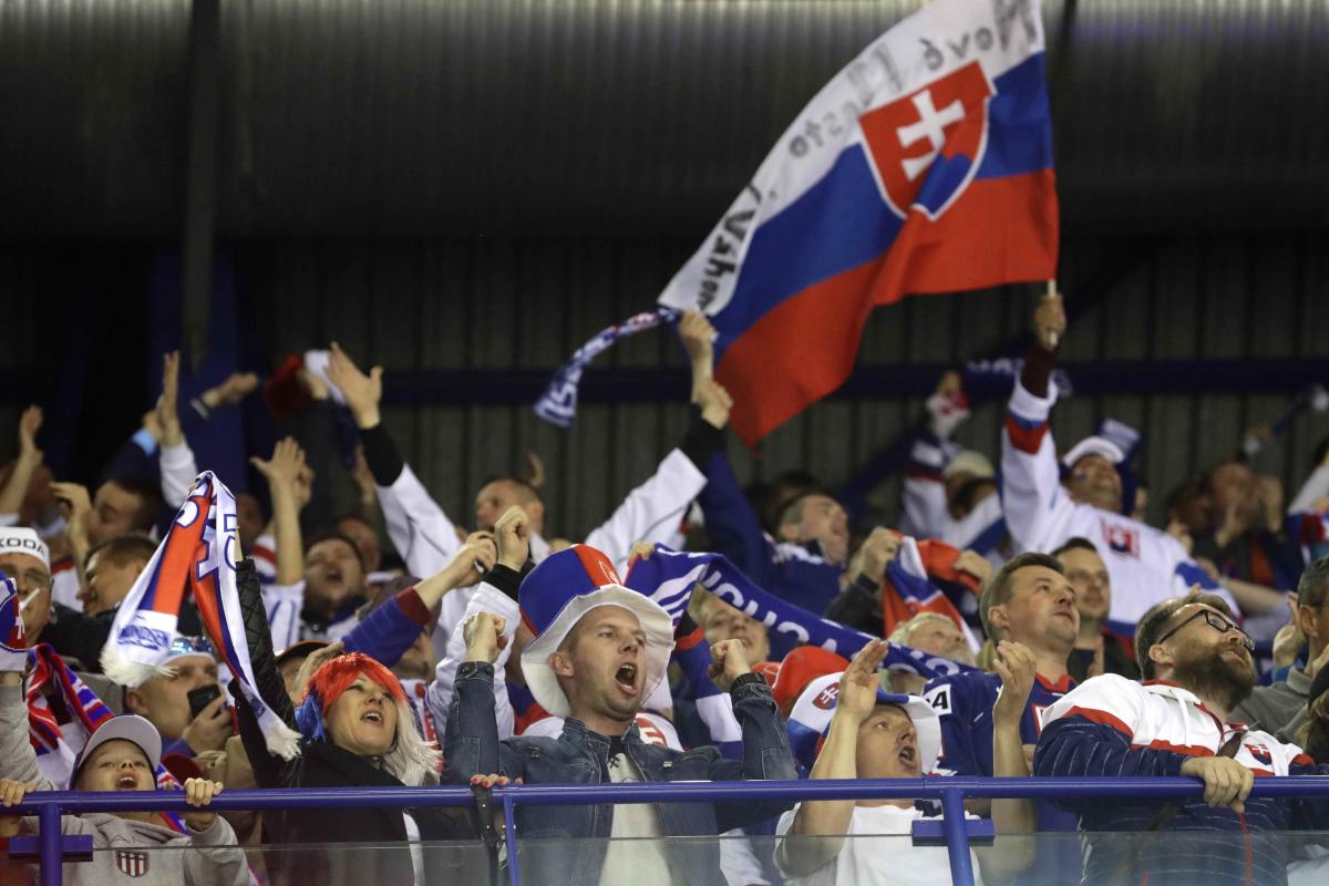 Фанати збірної Словаччини / REUTERS