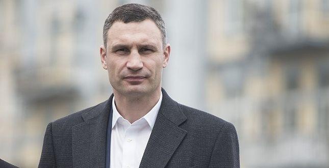 Віталій Кличко перевірив завершальний етап робіт на пішохідному мосту Віталій Кличко перевірив завершальний етап робіт на пішохідному мосту