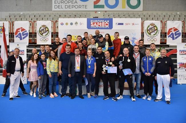 Сборная Украины по самбо завоевала 20 медалей на чемпионате Европы / sambo.net.ua Сборная Украины по самбо завоевала 20 медалей на чемпионате Европы / sambo.net.ua
