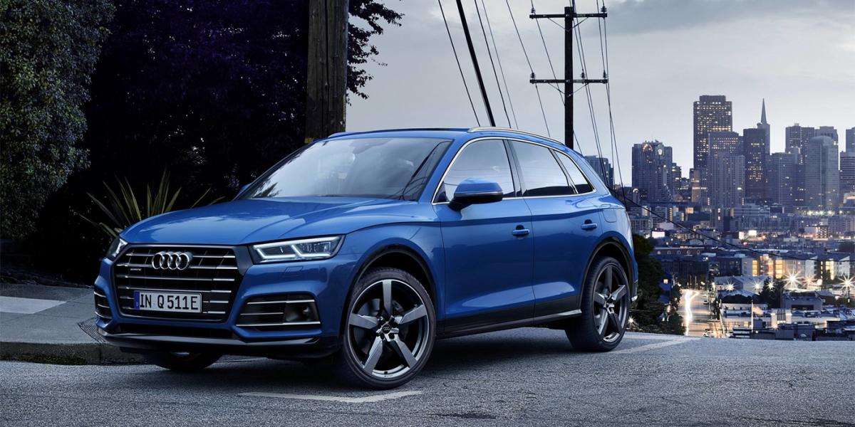 Автомобиль получил обозначение Q5 55 TFSI e quattro / фото Audi Автомобиль получил обозначение Q5 55 TFSI e quattro / фото Audi