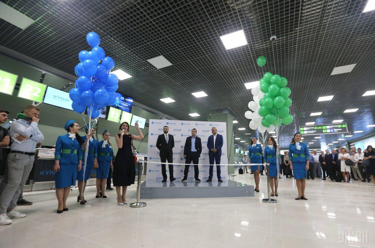 Расширенный терминал А в аэропорту "Киев" / Фото УНИАН Расширенный терминал А в аэропорту "Киев" / Фото УНИАН