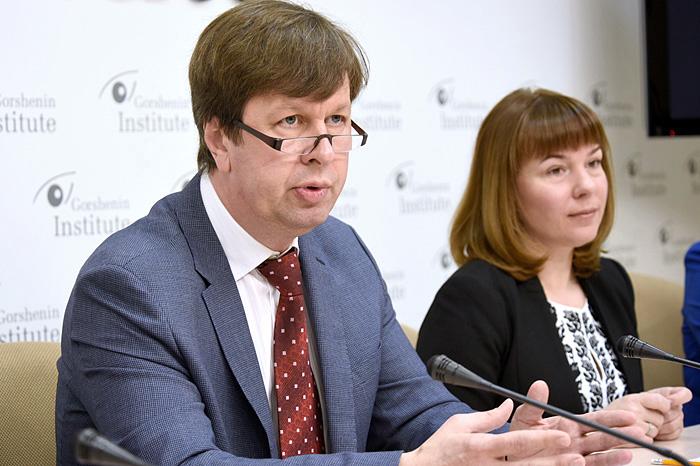 Раннее программирование должно стать обязательной составляющей учебной программы по информатике в школах - эксперт