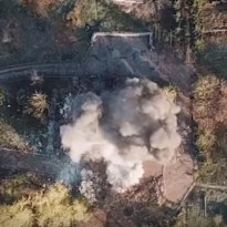 Ukrainian troops post video of direct hit on enemy headquarters in Donbas