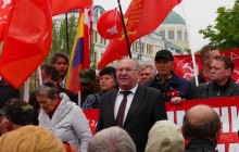 В Донецьку ватажку «Компартії ДНР» не дозволили виступити на мітингу, виникла сутичка