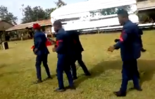 Танці з труною на похороні закінчилися повним провалом (відео)