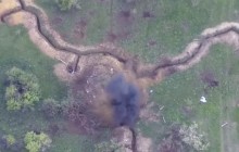 Украинские военные уничтожили две БМП оккупантов на Донбассе (видео)
