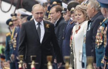 Путіна просять відкласти парад у Москві через епідемію